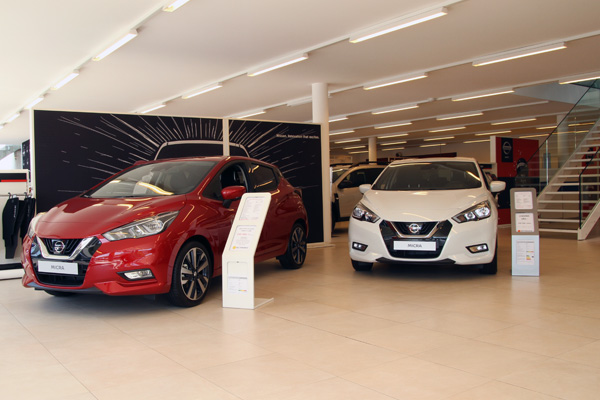 Showroom Nissan